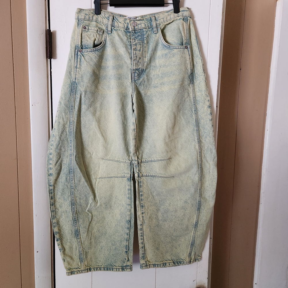 WE THE FREE GOOD LUCK MID-RISE BARREL JEANS - SIZE 27 - COLOR FLYING SAUCER - Picture 7 of 9